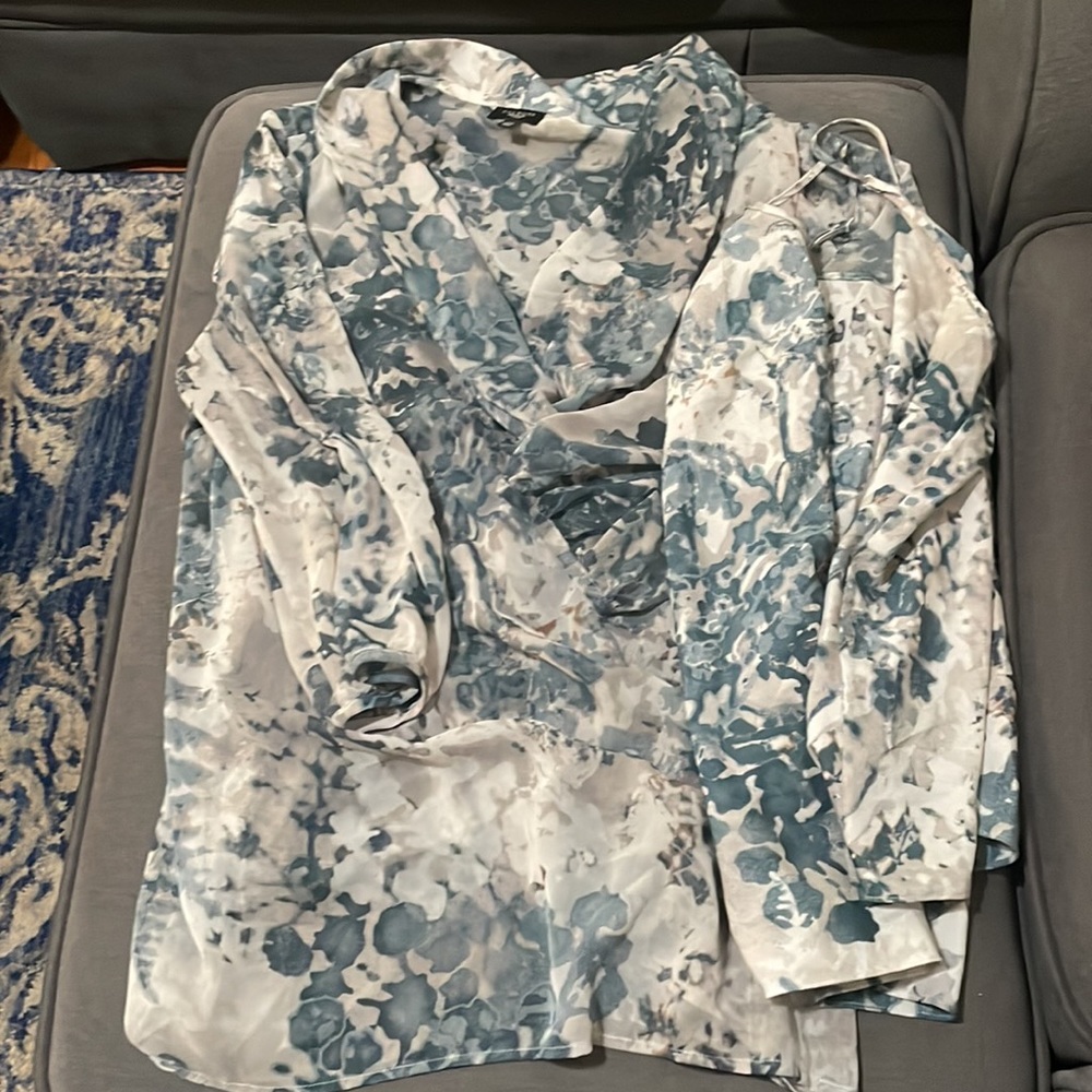 Talbots 2pc top - Picture 3 of 7